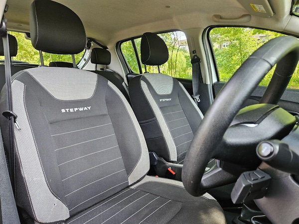 Used Dacia Sandero Stepway 2017 for sale - 75553110: Photo 21