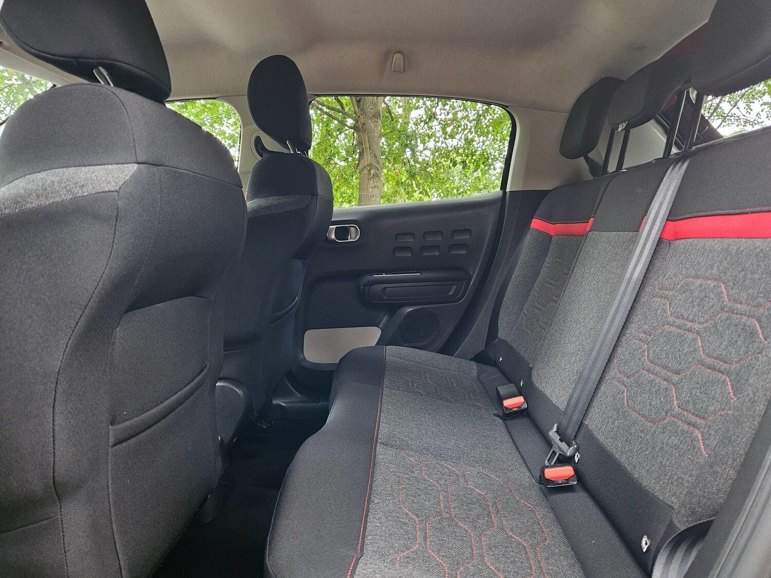 Used Citroen C3 2017 for sale - 76043049: Photo 24