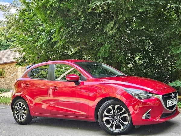 Used Mazda Mazda2 2018 for sale - 76239589: Photo 1