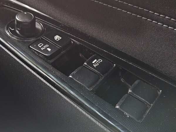 Used Mazda Mazda2 2018 for sale - 76239589: Photo 40