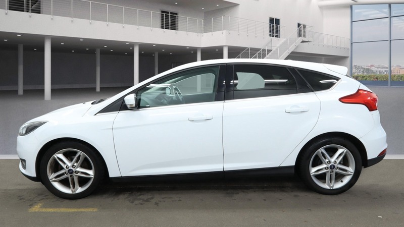 Used Ford Focus 2015 for sale - 76784628: Photo 7