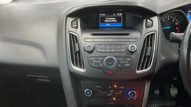 Used Ford Focus 2015 for sale - 76784628: Photo 9