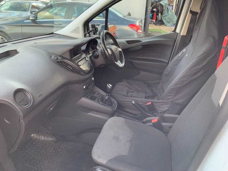 Used Ford Transit Courier 2020 for sale - 76211038: Photo 10