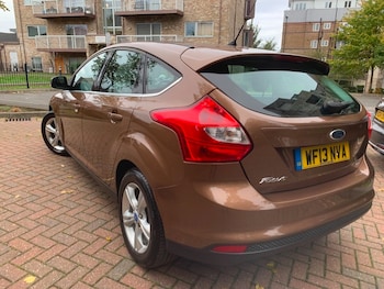 Used Ford Focus 2013 for sale - 76211032: Photo 4