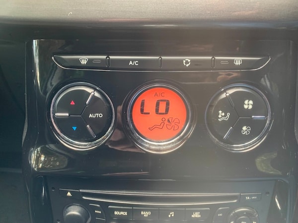 Used Citroen C3 2012 for sale - 75631547: Photo 22