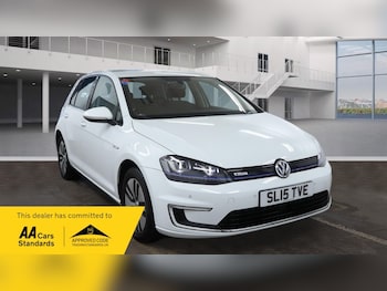 Used Volkswagen Golf 2015 for sale - 77342386: Photo
