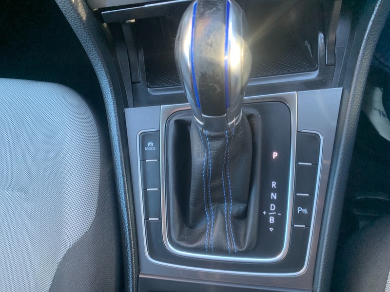 Used Volkswagen Golf 2015 for sale - 77342386: Photo 29