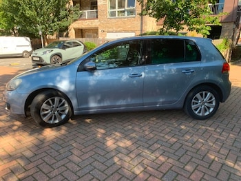 Used Volkswagen Golf 2010 for sale - 75961788: Photo
