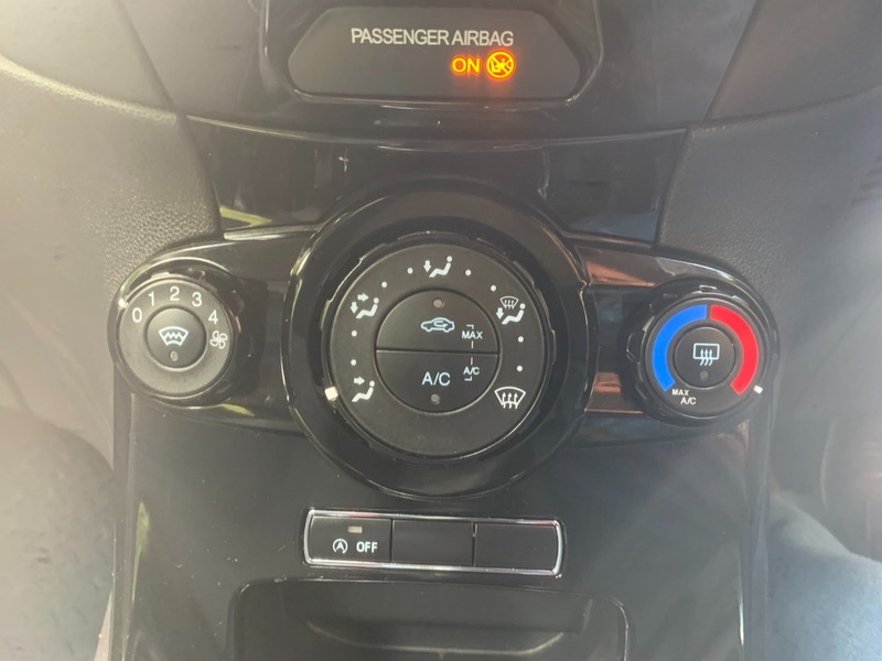 Used Ford Fiesta 2014 for sale - 75620226: Photo 21