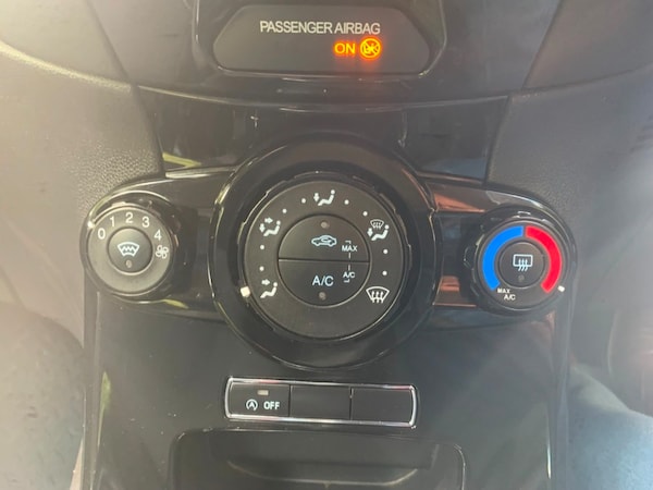 Used Ford Fiesta 2014 for sale - 75620226: Photo 21