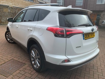 Used Toyota RAV4 2017 for sale - 77735336: Photo