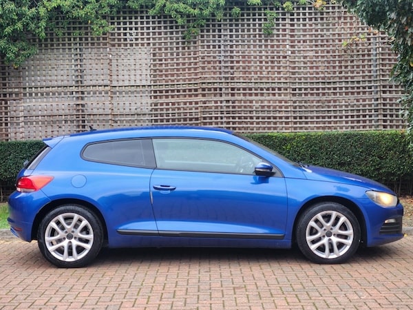 Used Volkswagen Scirocco 2011 for sale - 76267559: Photo 2