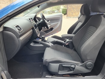 Used Volkswagen Scirocco 2011 for sale - 76267559: Photo