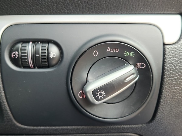 Used Volkswagen Scirocco 2011 for sale - 76267559: Photo 8