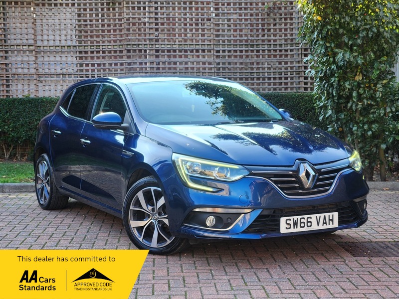 Used Renault Megane 2017 for sale - 76256929: Photo 1