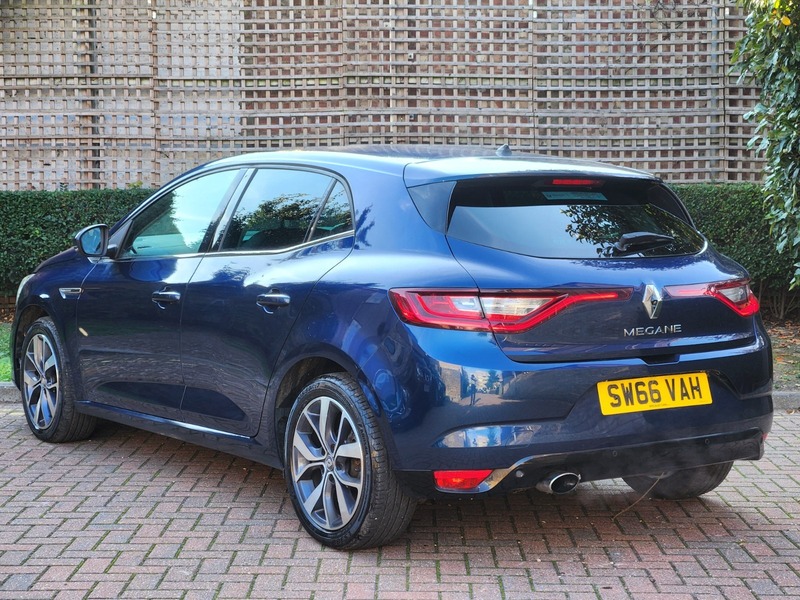 Used Renault Megane 2017 for sale - 76256929: Photo 4