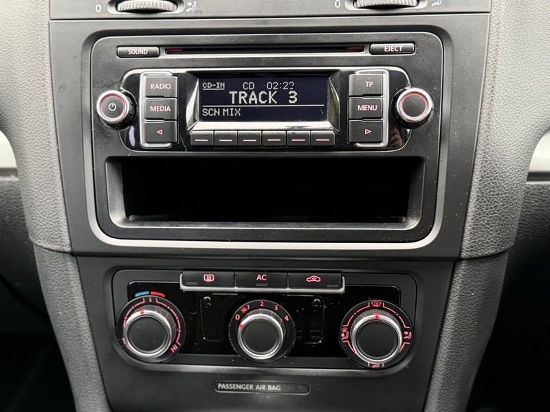 Used Volkswagen Golf 2012 for sale - 76547428: Photo 18