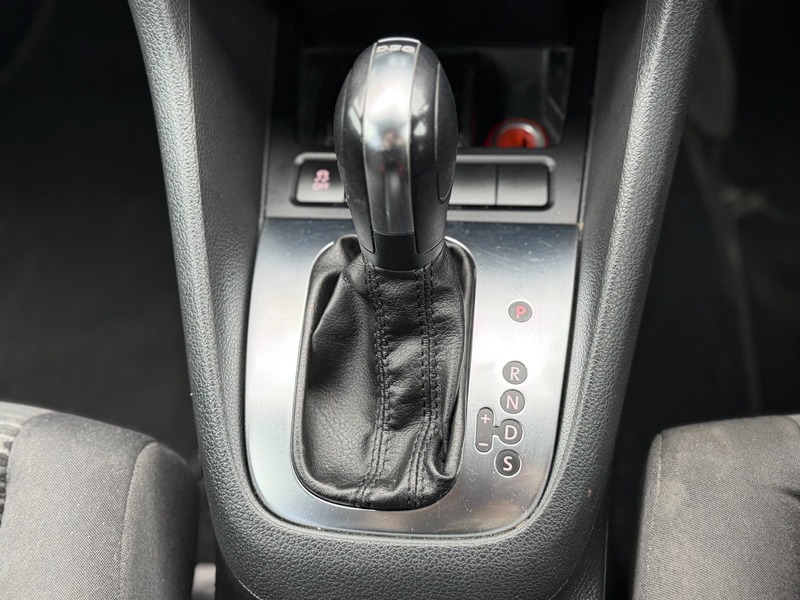 Used Volkswagen Golf 2012 for sale - 76547428: Photo 19