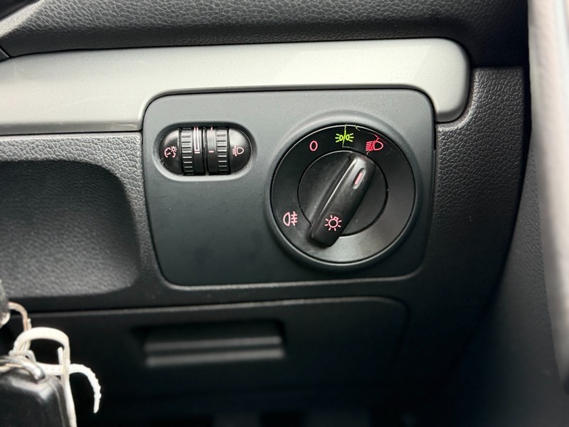 Used Volkswagen Golf 2012 for sale - 76547428: Photo 20