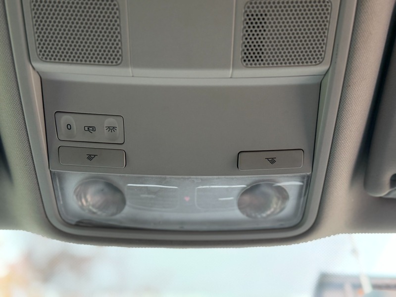 Used Volkswagen Golf 2012 for sale - 76547428: Photo 22