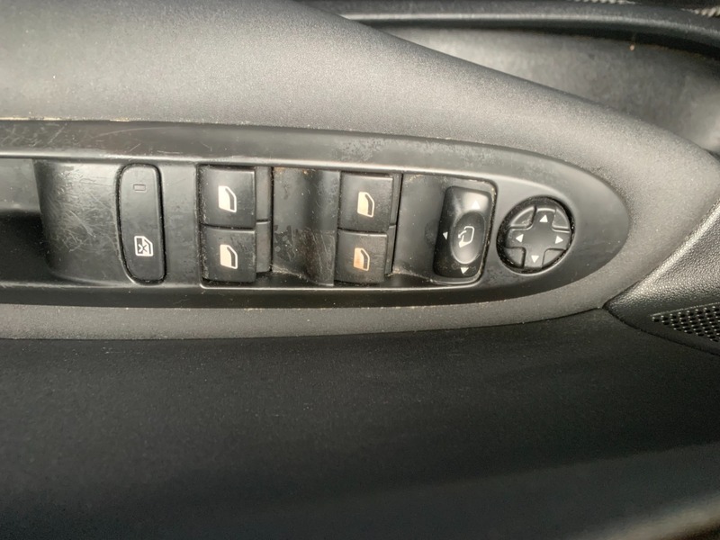 Used Citroen C4 2012 for sale - 76057168: Photo 15