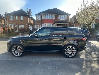 Used Land Rover Range Rover Sport 2018 for sale - 77704183: Photo