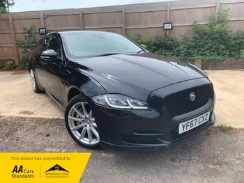 Used Jaguar XJ 2017 for sale - 78944236: Photo
