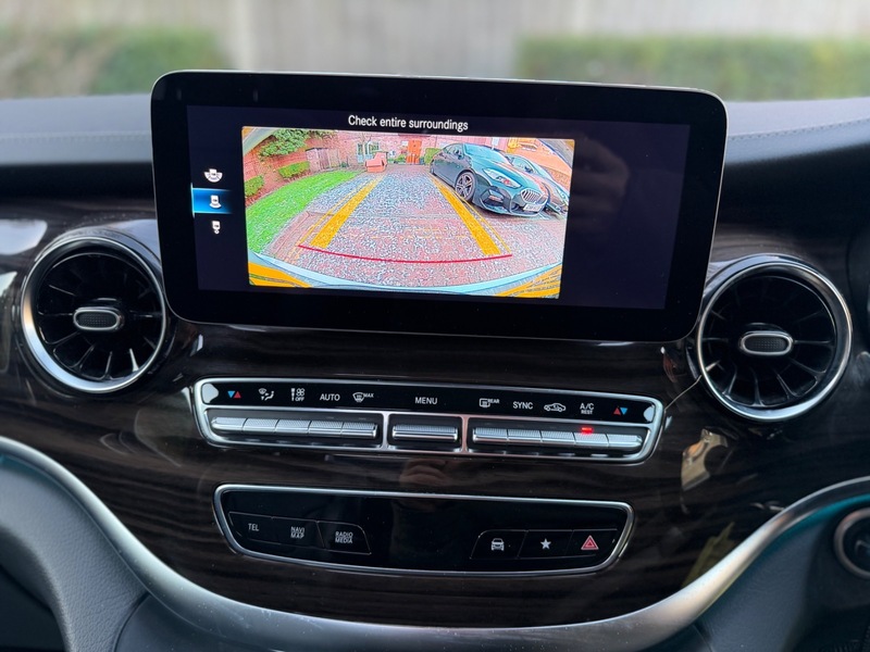 Used Mercedes-Benz V-Class 2021 for sale - 77096804: Photo 25