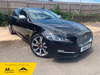 Used Jaguar XJ 2016 for sale - 79032840: Photo