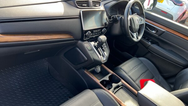Used Honda CR-V 2018 for sale - 75715357: Photo 2