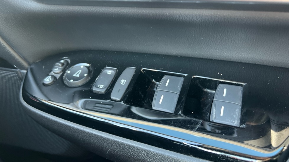 Used Honda CR-V 2023 for sale - 76871615: Photo 29