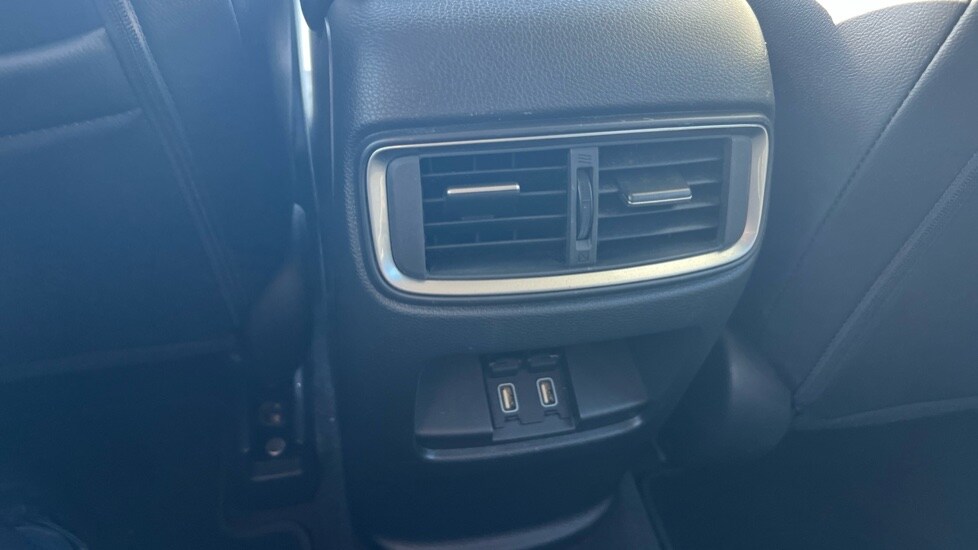 Used Honda CR-V 2023 for sale - 76871615: Photo 32