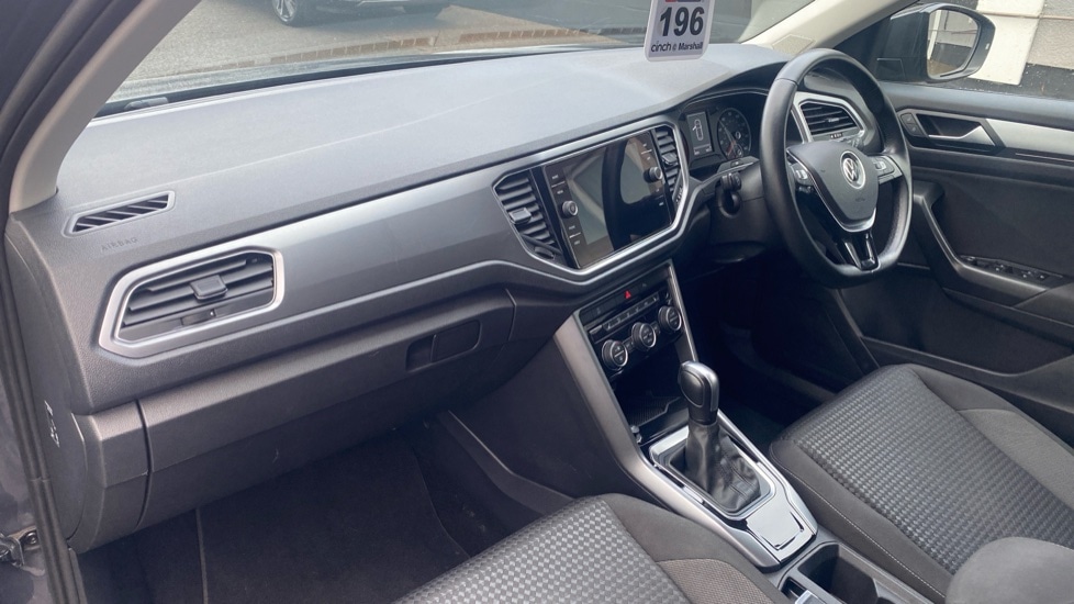 Used Volkswagen T-Roc 2021 for sale - 76872801: Photo 10