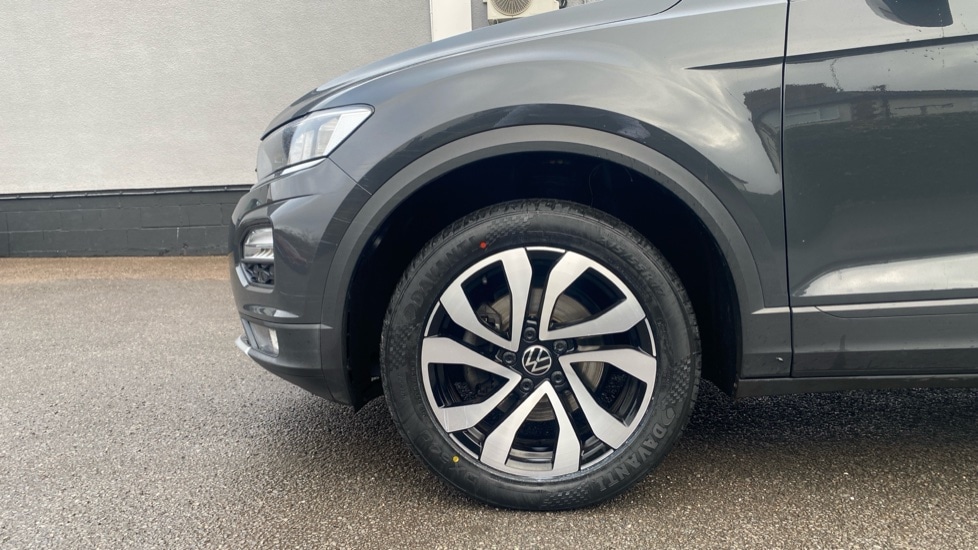 Used Volkswagen T-Roc 2021 for sale - 76872801: Photo 17