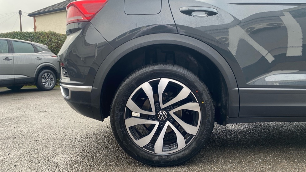 Used Volkswagen T-Roc 2021 for sale - 76872801: Photo 19