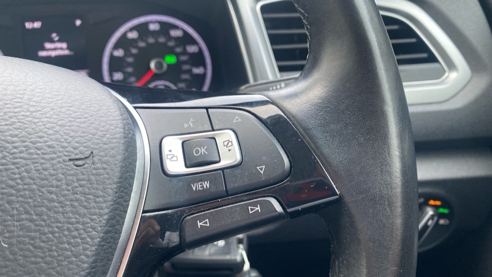 Used Volkswagen T-Roc 2021 for sale - 76872801: Photo 24