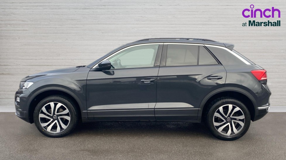 Used Volkswagen T-Roc 2021 for sale - 76872801: Photo 6
