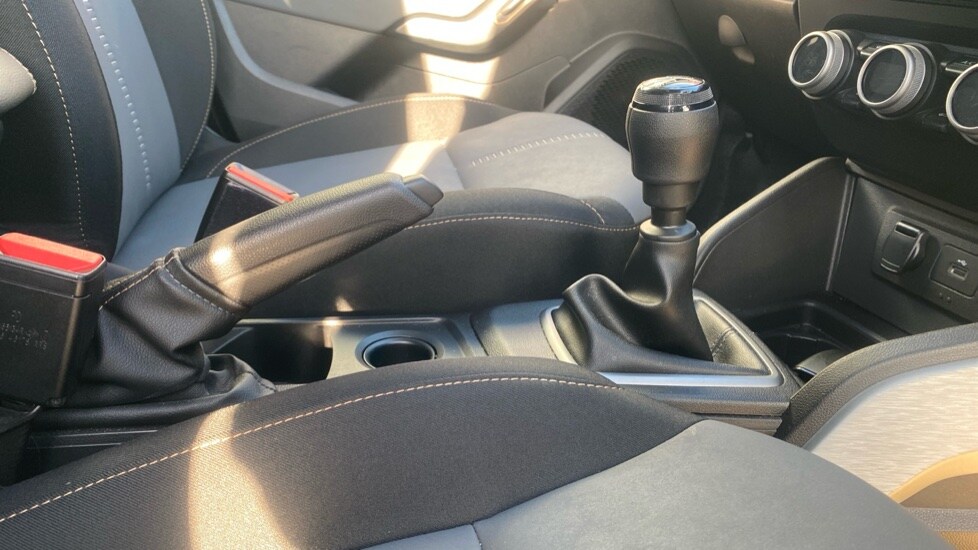 Used Dacia Duster 2023 for sale - 76872831: Photo 30