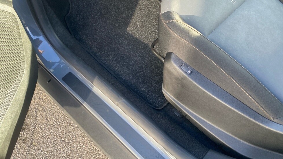 Used Dacia Duster 2023 for sale - 76872831: Photo 39