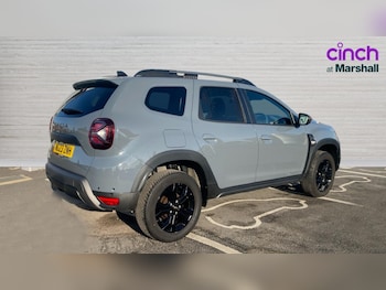Used Dacia Duster 2023 for sale - 76872831: Photo