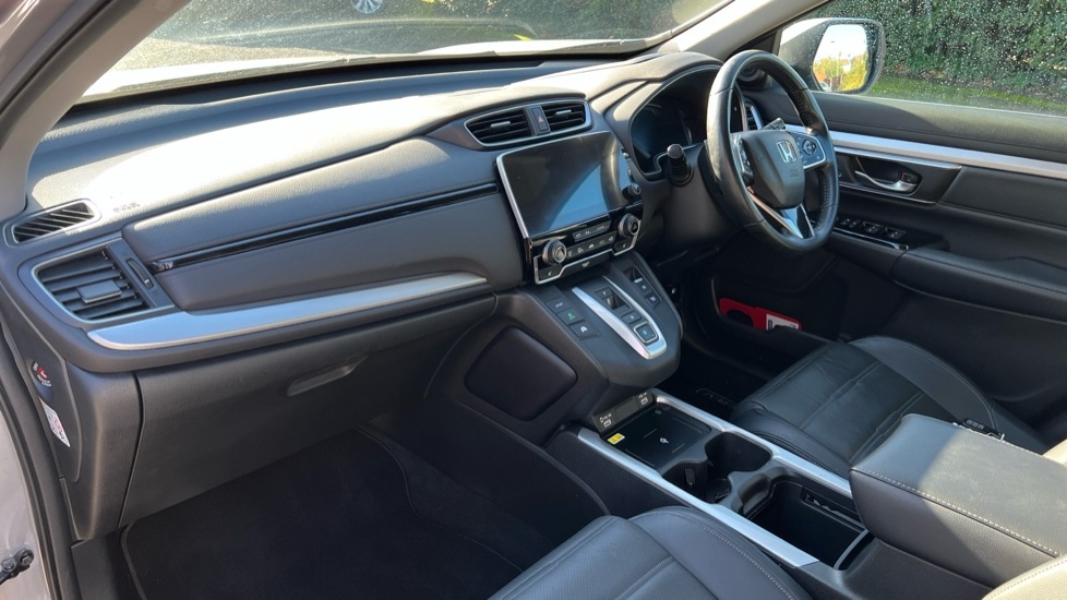 Used Honda CR-V 2022 for sale - 76234165: Photo 2