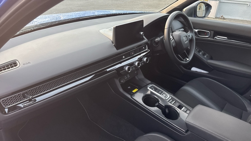 Used Honda Civic 2023 for sale - 76738285: Photo 2