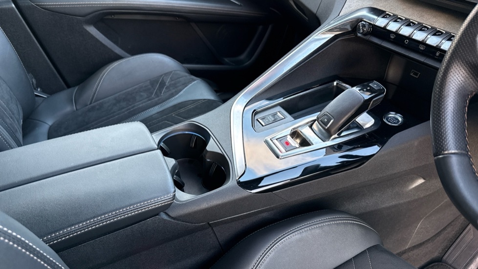 Used Peugeot 3008 2021 for sale - 76684369: Photo 28