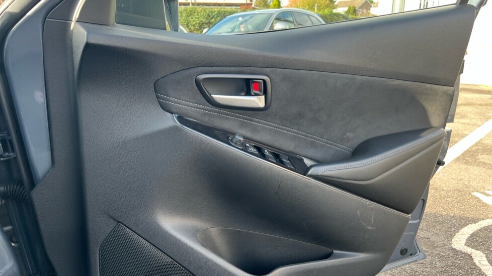 Used Mazda Mazda2 2023 for sale - 76871697: Photo 32