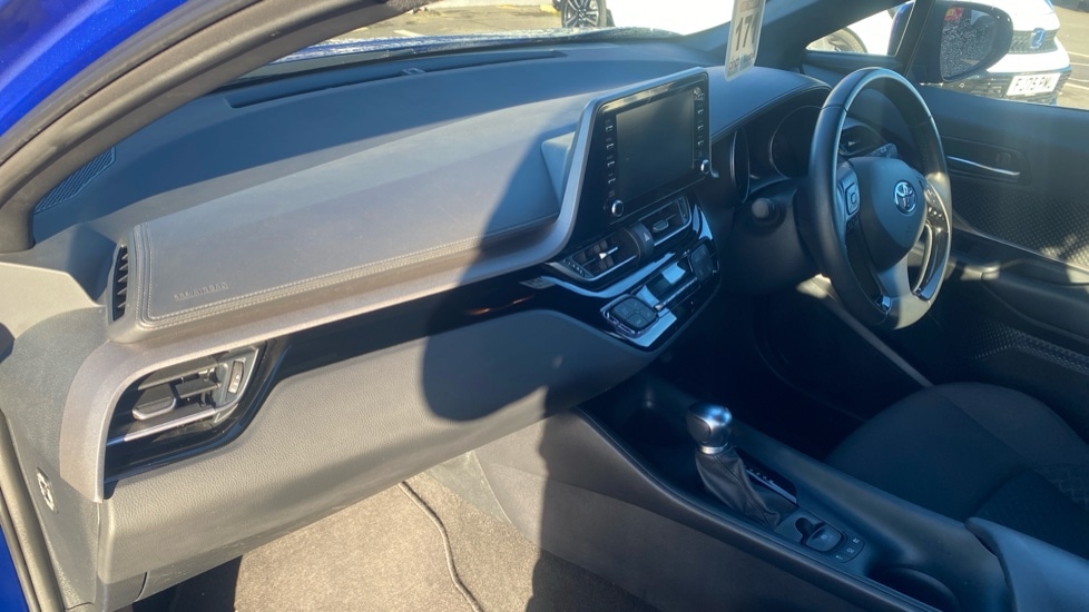 Used Toyota C-HR 2022 for sale - 76872129: Photo 10