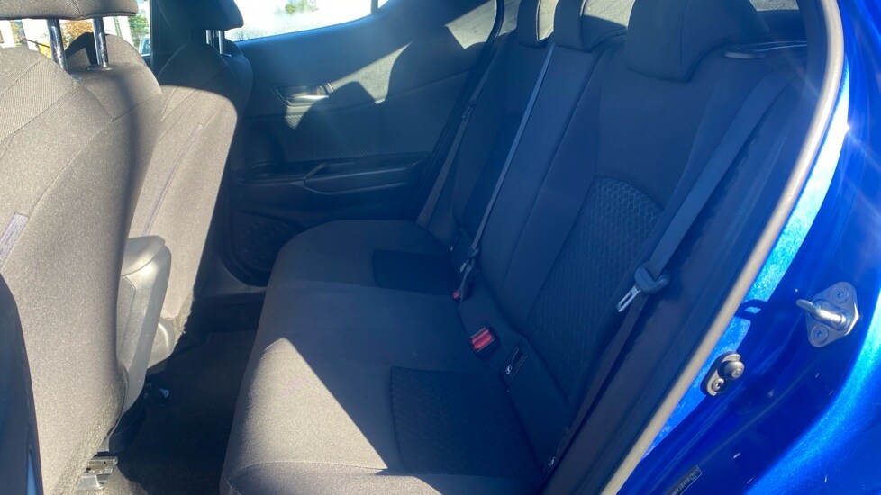 Used Toyota C-HR 2022 for sale - 76872129: Photo 14