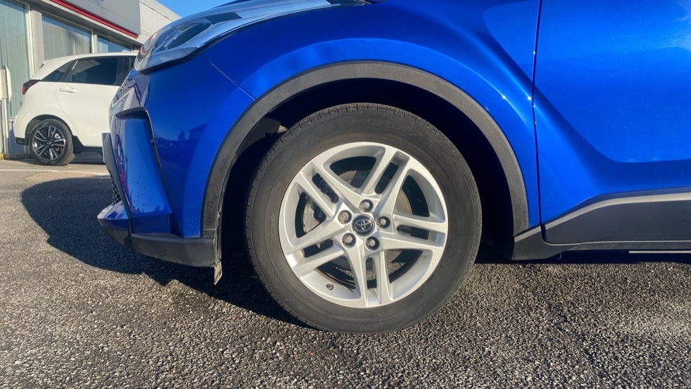 Used Toyota C-HR 2022 for sale - 76872129: Photo 17