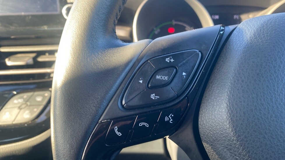 Used Toyota C-HR 2022 for sale - 76872129: Photo 25