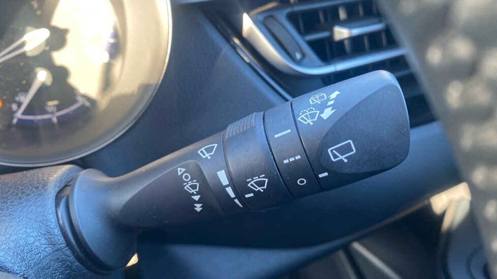 Used Toyota C-HR 2022 for sale - 76872129: Photo 26