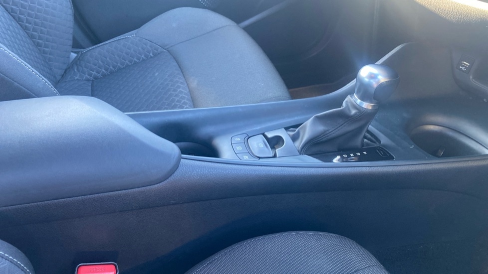 Used Toyota C-HR 2022 for sale - 76872129: Photo 30